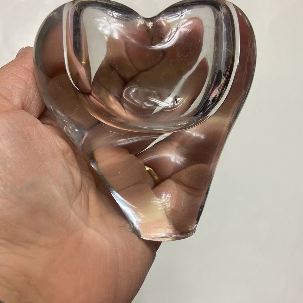 Vase  - Picture 5 of 9